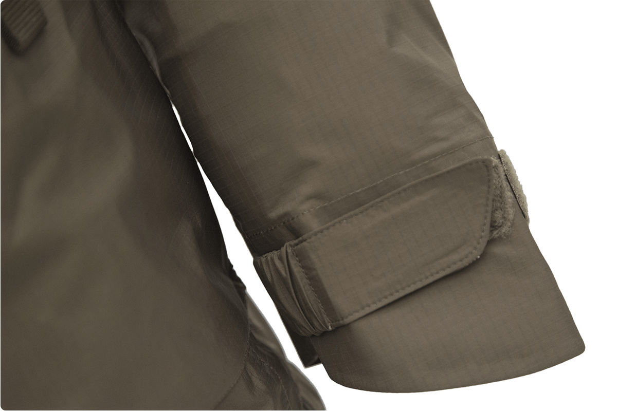 carinthia-kurtka-trg-oliwkowa-ergonomiczna-konstrukcja